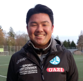 Fußball, Trainer-Karrieren und Biografien: Ein Japaner im Schwabenland. Yusaburo Matsuoka trainiert in Stuttgart die Torhüter, und kann viel erzählen!