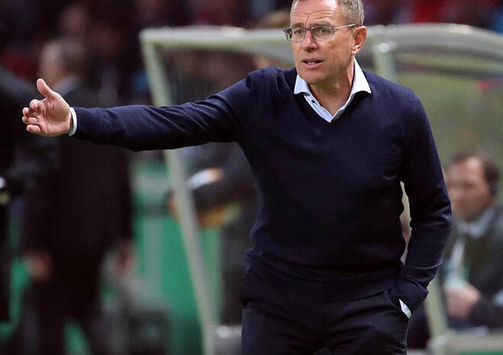 Fußball, Porträts & Biographien: LIEBE AUF DEN ZWEITEN ANLAUF? Warum Ralf Rangnick plötzlich wieder perfekt zum AC Milan passen könnte…